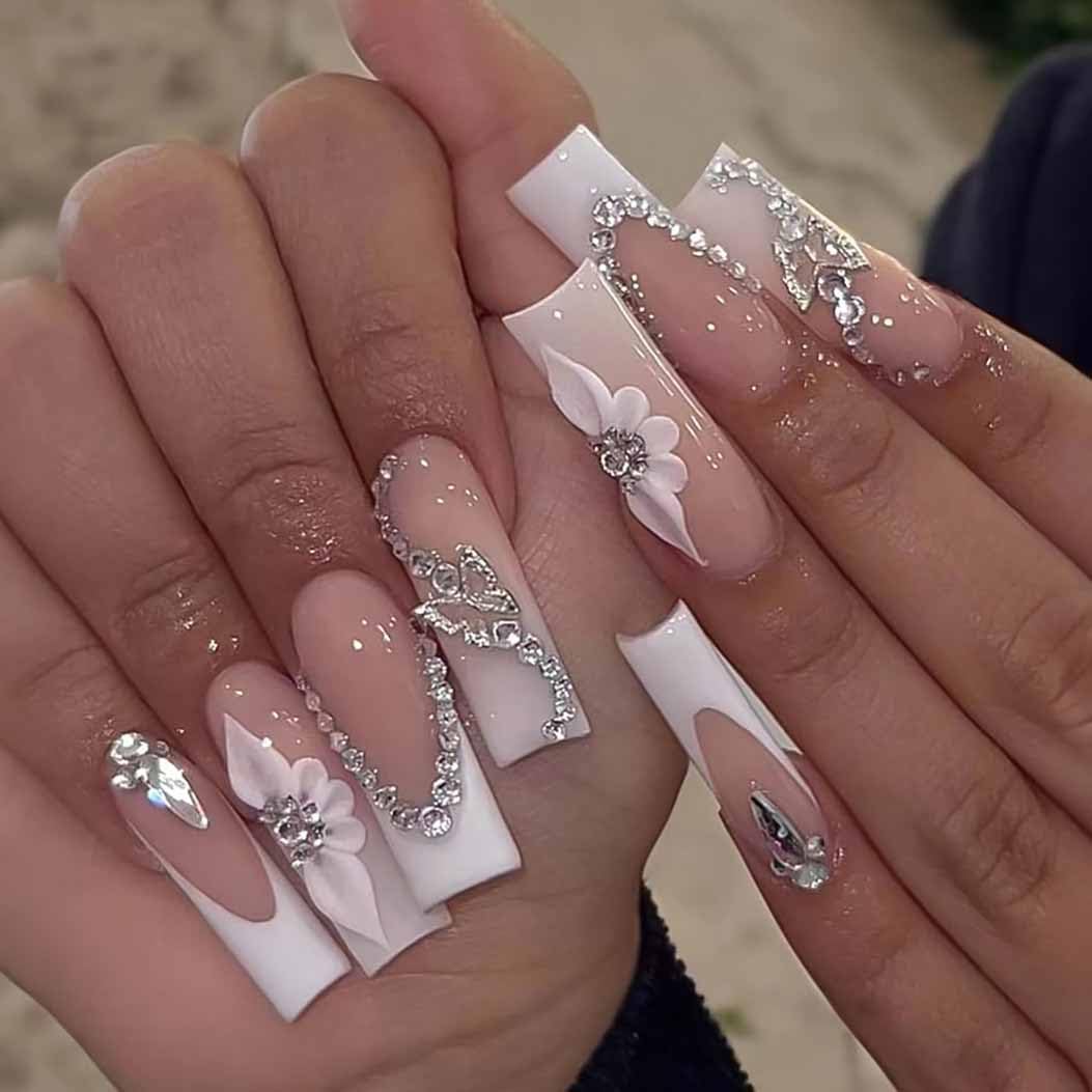 Elegant Floral Press-On Nails